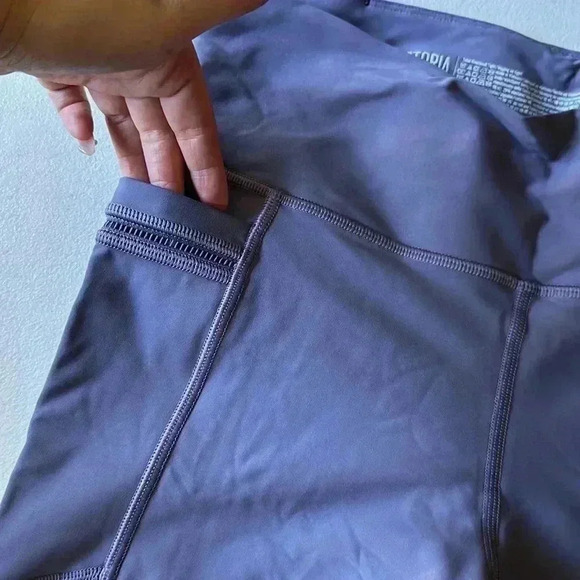 Victoria’s Secret - Picture 3 of 4